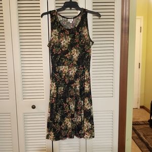 Black Floral Lularoe Nicki L